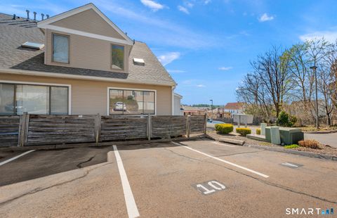 Tiny photo for 1690 Dixwell Avenue #C8, Hamden, CT 06514 (MLS # 24167792)