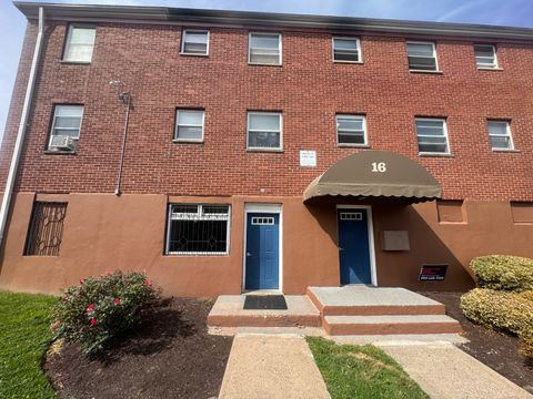 Tiny photo for 768 New Britain Avenue #Apt 3, Hartford, CT 06106 (MLS # 24148174)