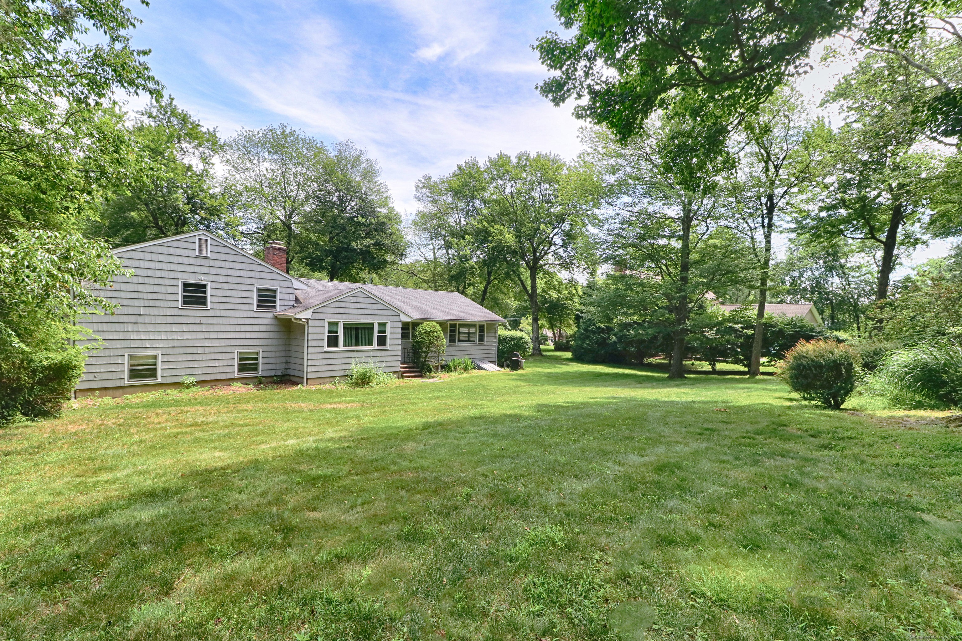 355 Surrey Lane