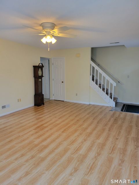 58 Country Walk 58 Shelton CT 06484