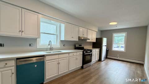 Photo of 186 York Strret Street, West Haven, CT 06516 (MLS # 24196340)