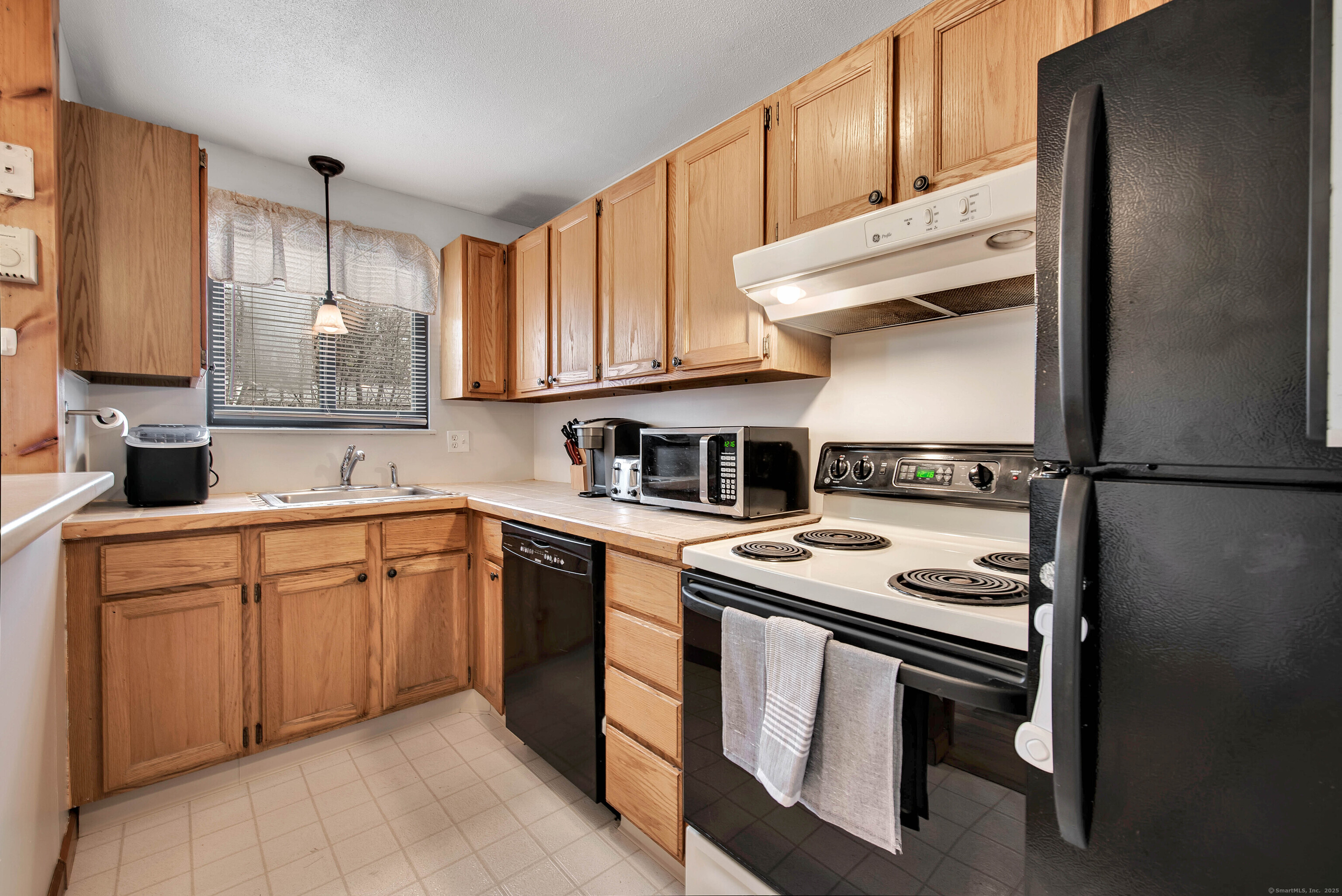 193 Homestead Street #D7, Manchester, Connecticut image 11