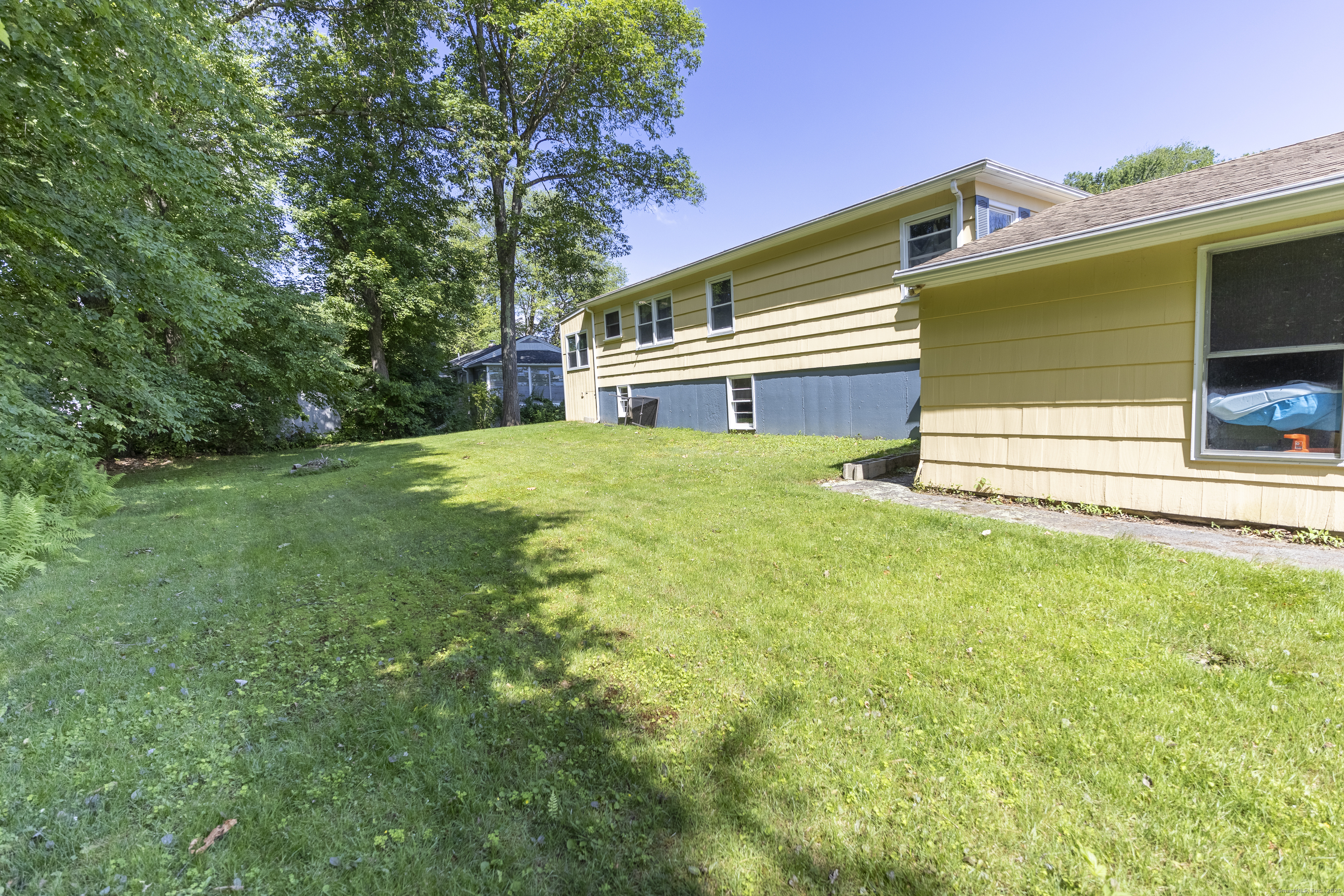 15 Denis Drive
