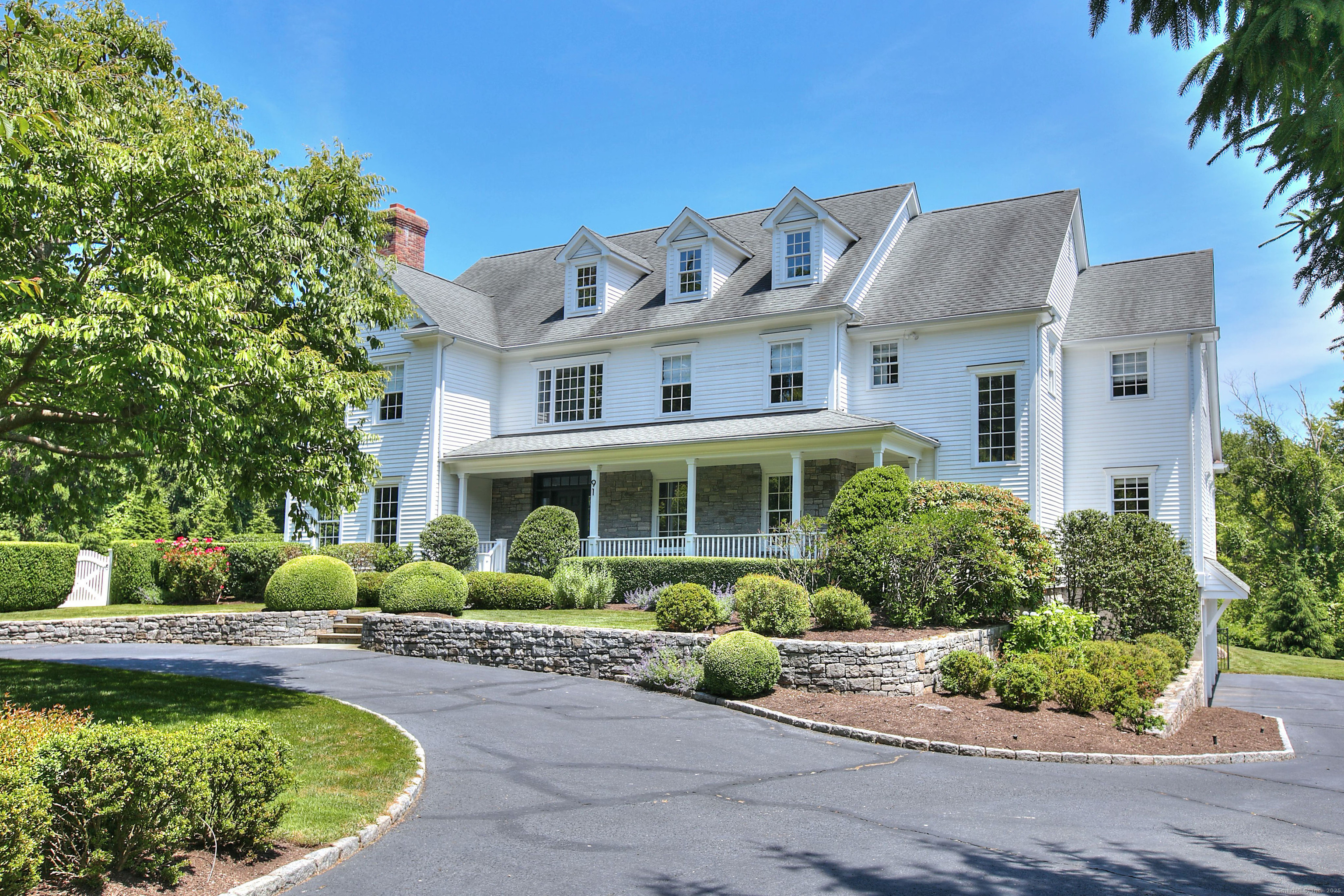 Turkey Hill Road, Westport, Connecticut - 5 Bedrooms  
5 Bathrooms  
13 Rooms - 