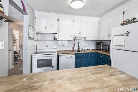 Tiny photo for 565 Clark Avenue #APT 78, Bristol, CT 06010 (MLS # 24155468)