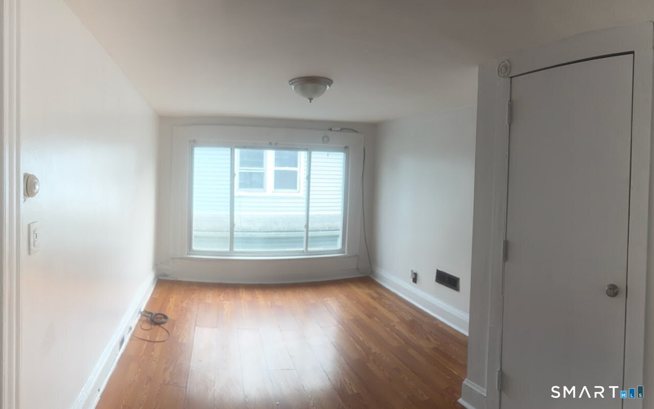 831-833 William Street 3