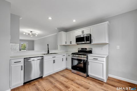 Tiny photo for 674 Quinnipiac Avenue #674, New Haven, CT 06513 (MLS # 24173591)