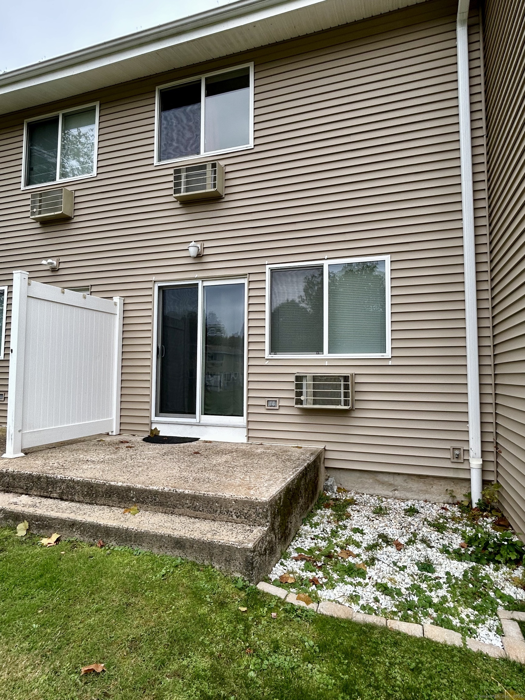 220 Main Street APT 6G