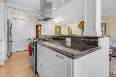 Tiny photo for 2625 Park Avenue #12L, Bridgeport, CT 06604 (MLS # 24133372)