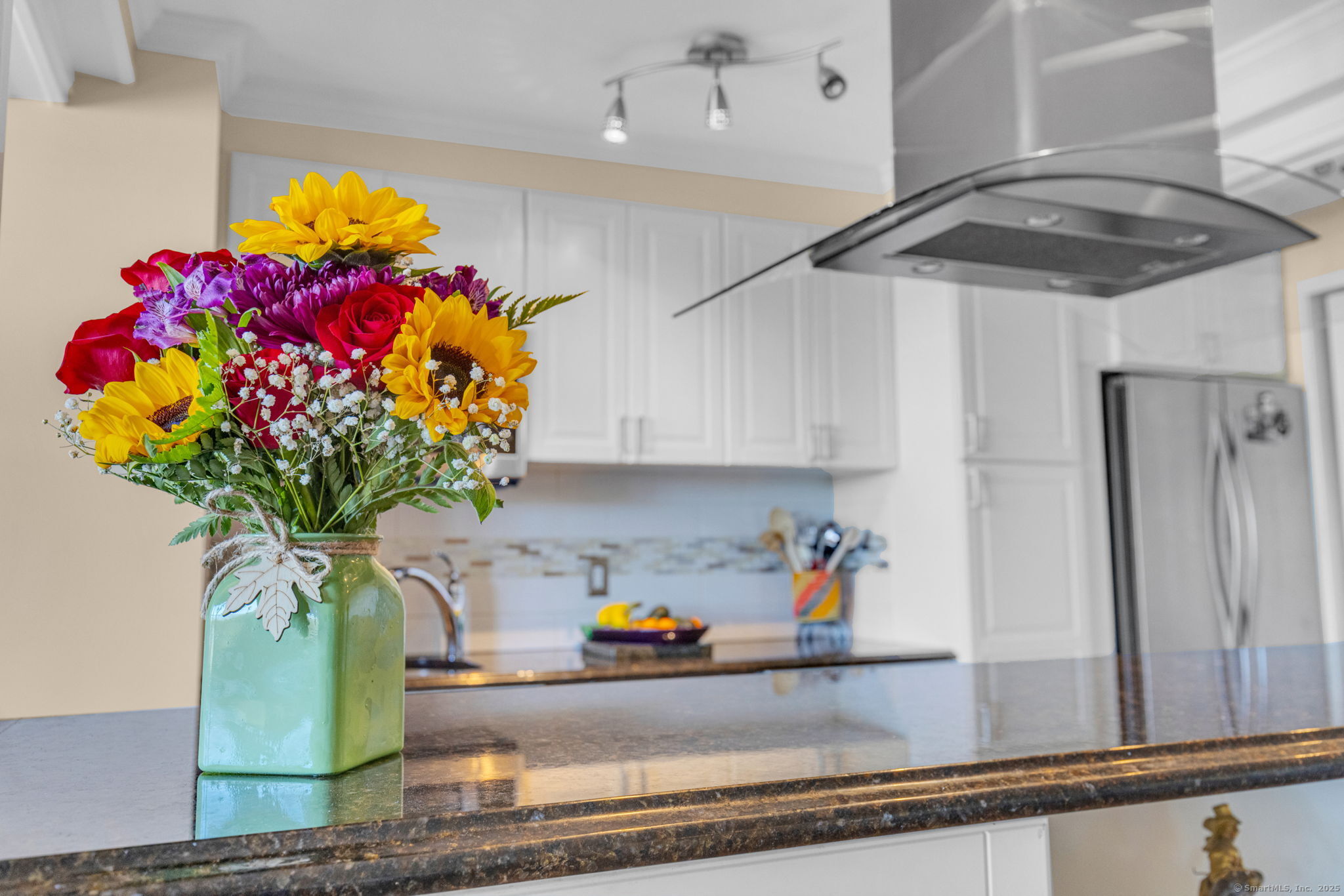 2625 Park Avenue 12L