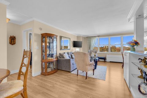 Tiny photo for 2625 Park Avenue #12L, Bridgeport, CT 06604 (MLS # 24133372)