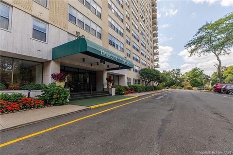 Tiny photo for 2625 Park Avenue #12L, Bridgeport, CT 06604 (MLS # 24133372)