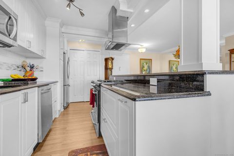 Tiny photo for 2625 Park Avenue #12L, Bridgeport, CT 06604 (MLS # 24133372)