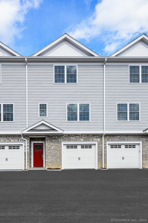 Tiny photo for 2 BEACON Square #6, Fairfield, CT 06825 (MLS # 24166905)
