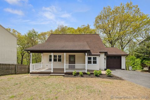 82 Phoenix Avenue Naugatuck CT 06770