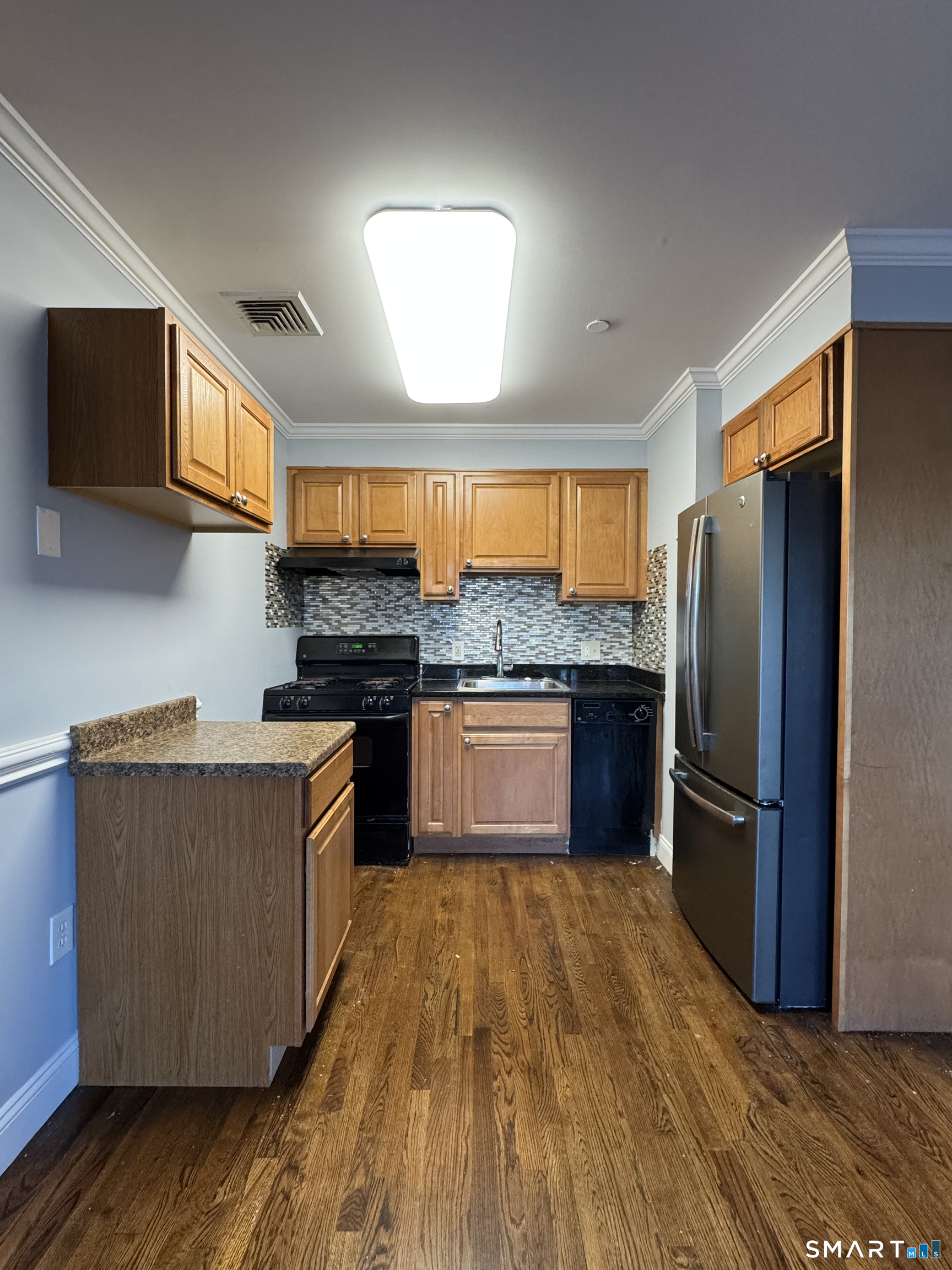 791 East Main Street 2D