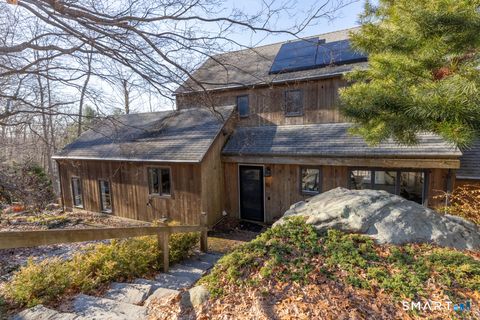 Homes For Sale - 16 Navy Lane<br/> Essex, CT 06426