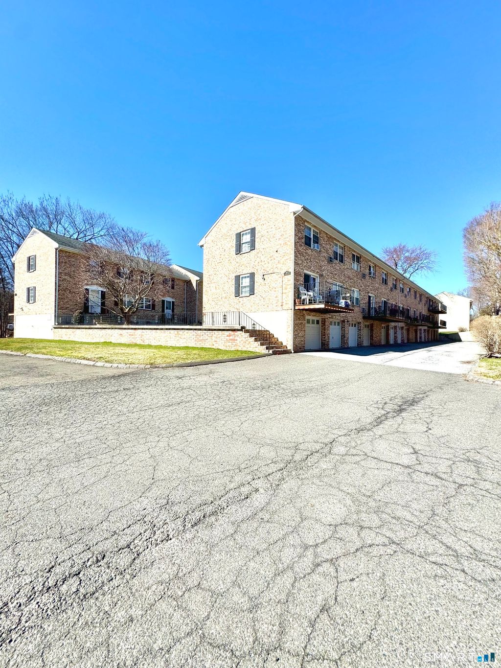 Photo of 39 Woodway Road #C5, Stamford, CT 06907 (MLS # 24162414)