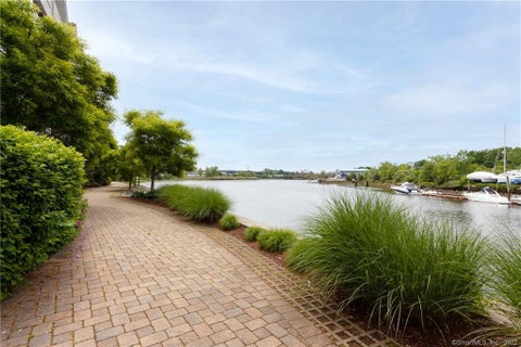 Condo For Rent - 4 Daskams Lane #309<br/> Norwalk, CT 06851