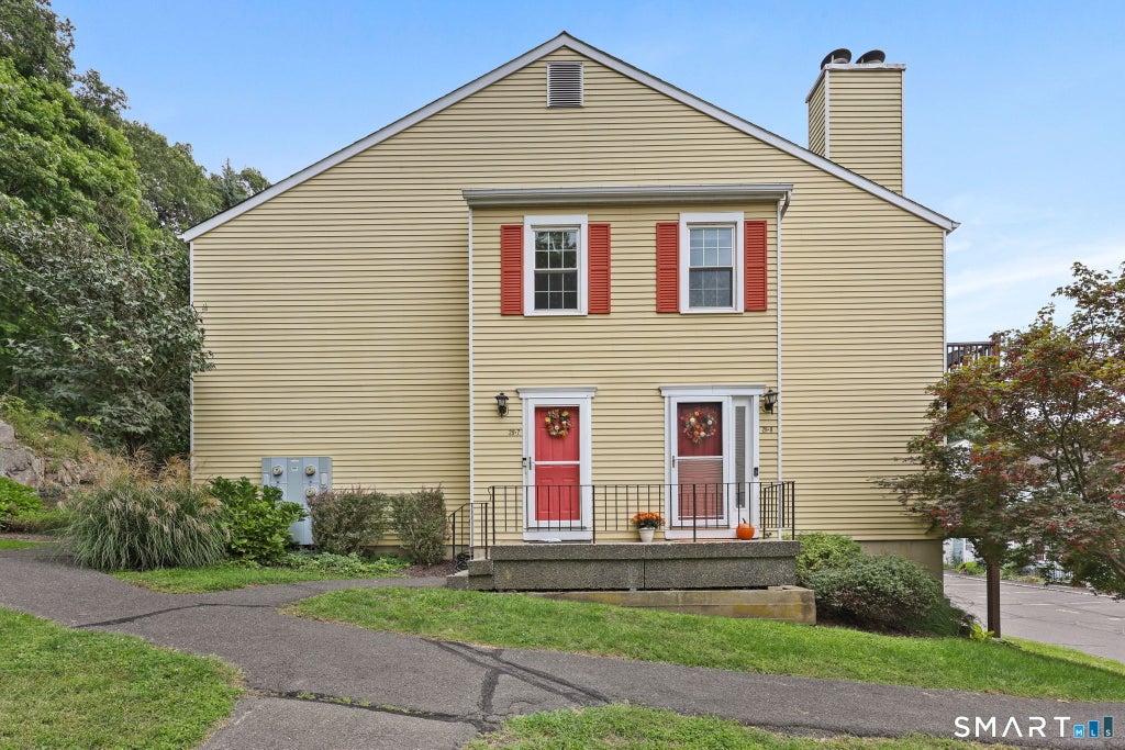 Photo of 55 Mill Plain Road #29-8, Danbury, CT 06811 (MLS # 24206239)