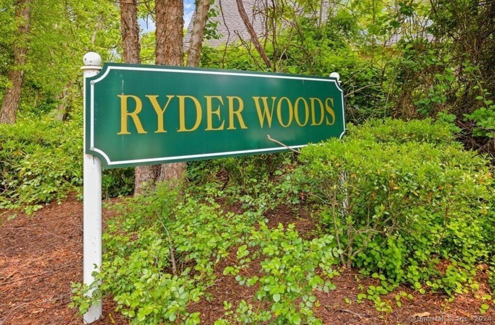 108 Mcquillan Drive, Milford, Connecticut image 14