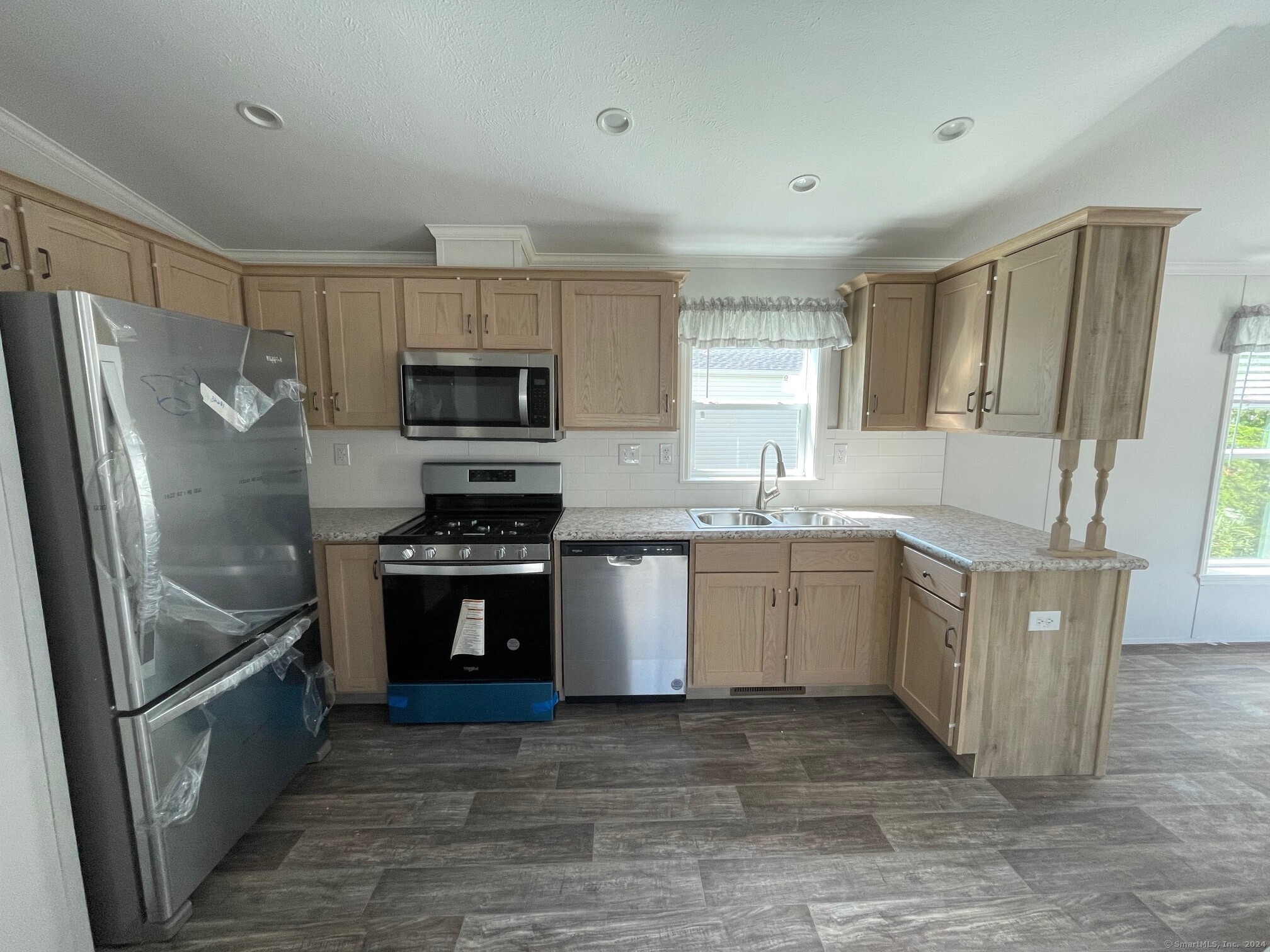 108 Mcquillan Drive, Milford, Connecticut image 2
