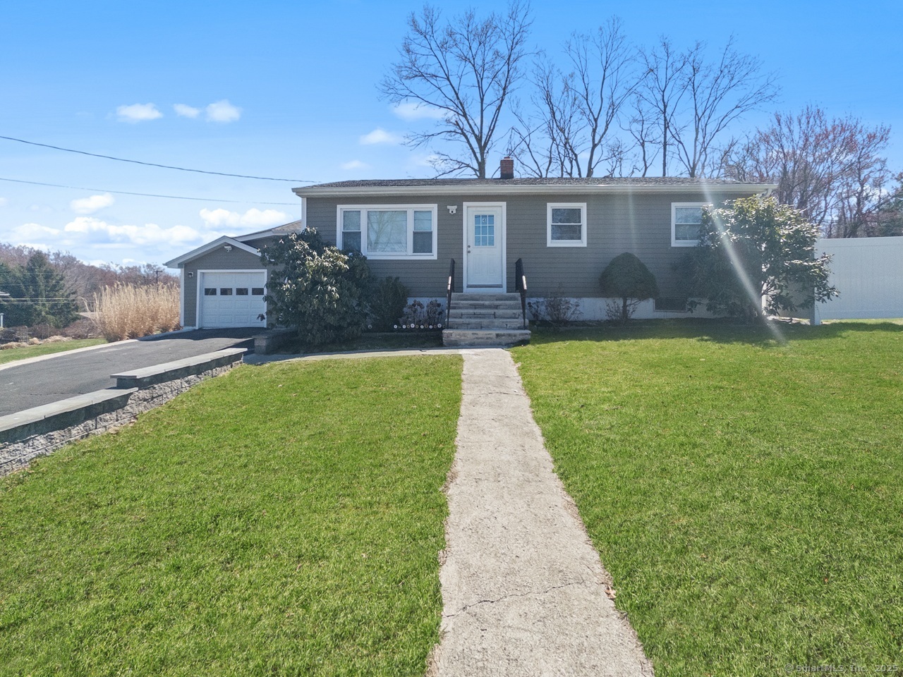 4 Stuart Drive, Danbury, Connecticut image 1