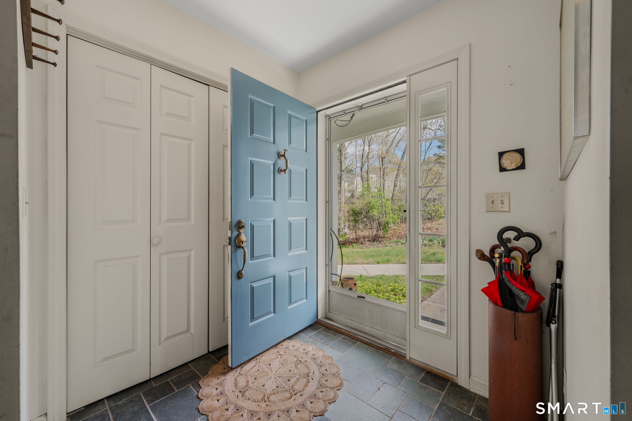 2 Laurel Drive