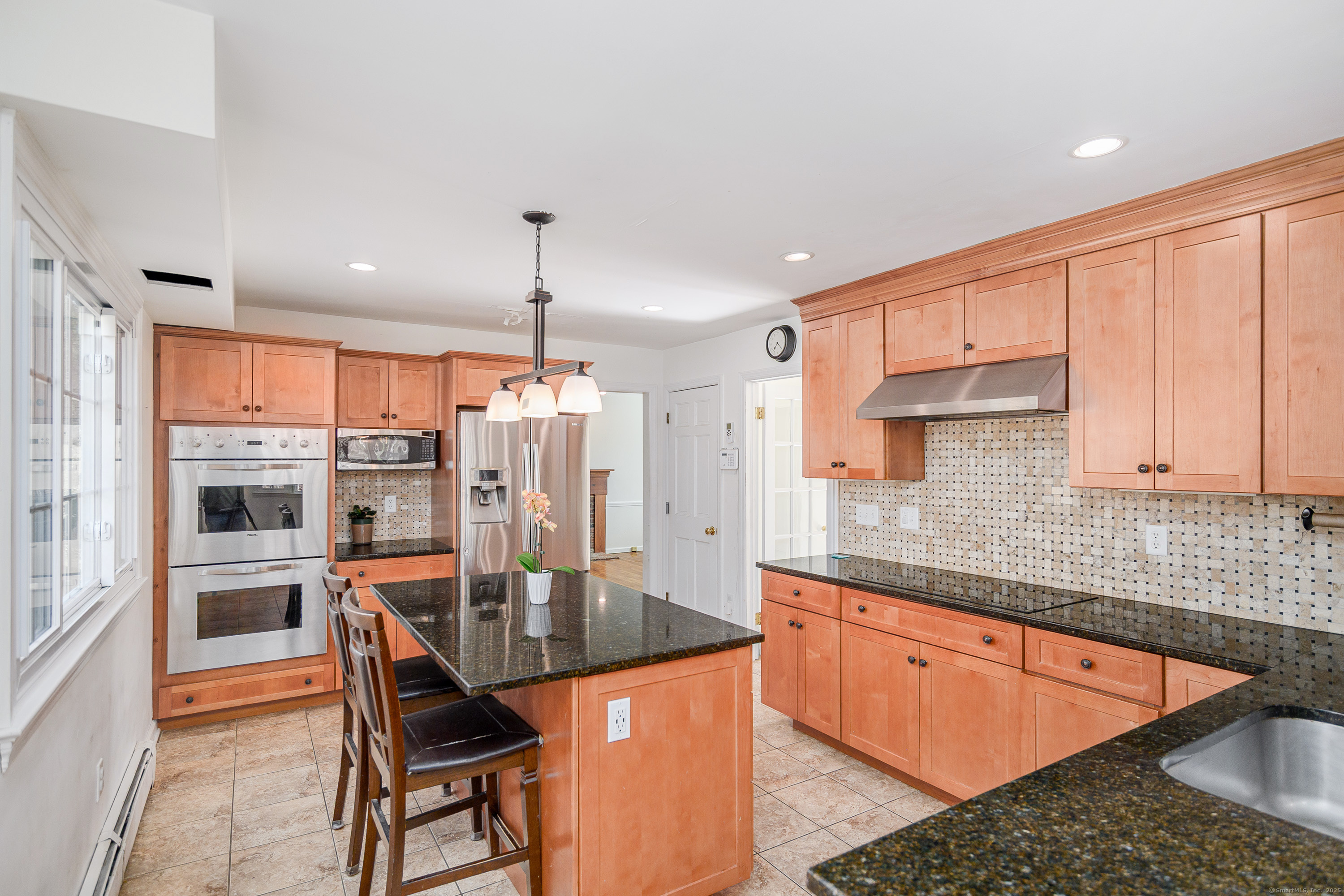 41 Jeremiah Road, Newtown, Connecticut image 8