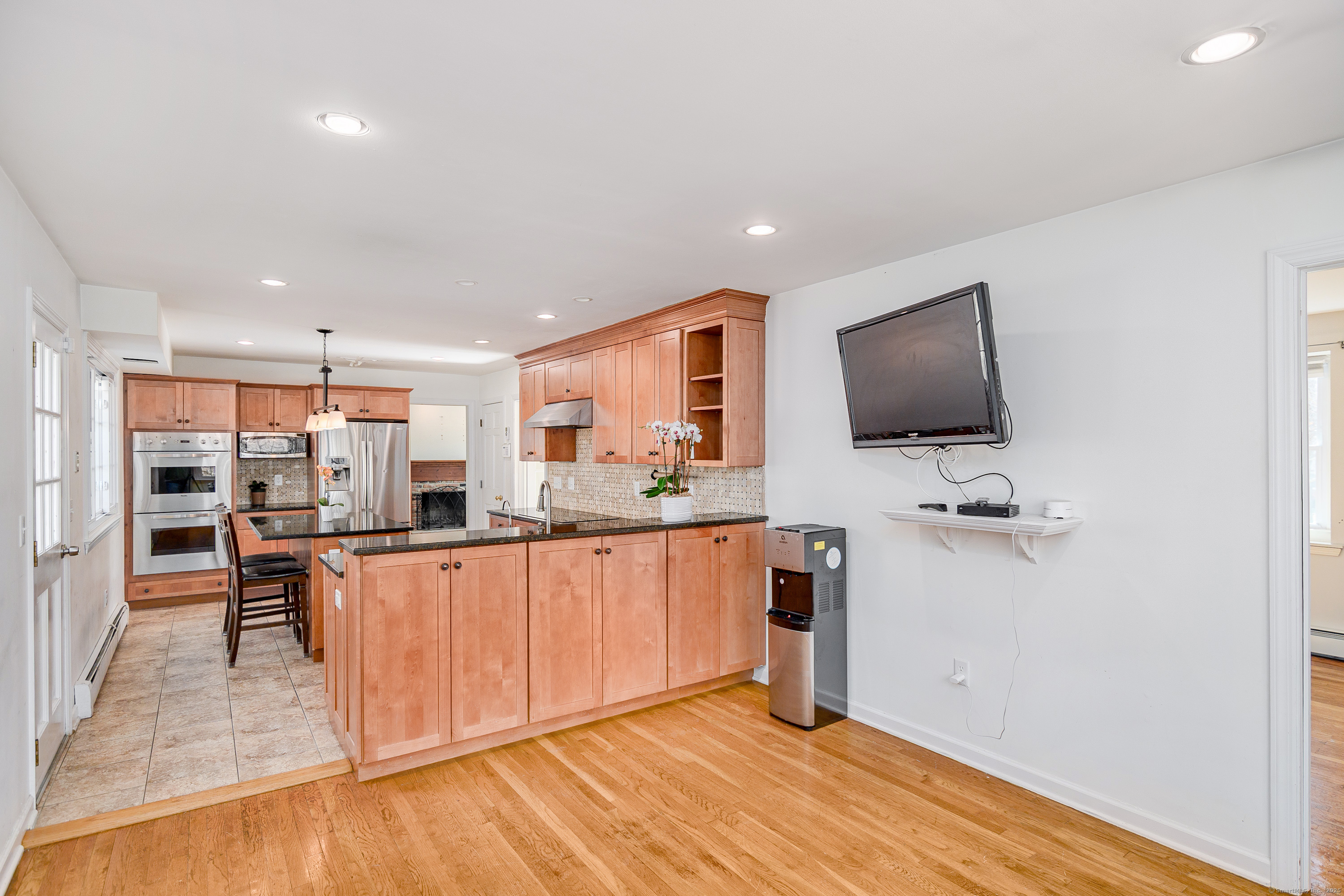41 Jeremiah Road, Newtown, Connecticut image 9