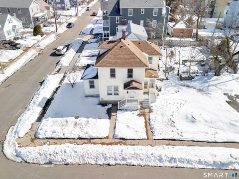 Photo of 16 Goodsell Street, West Hartford, CT 06110 (MLS # 24157059)