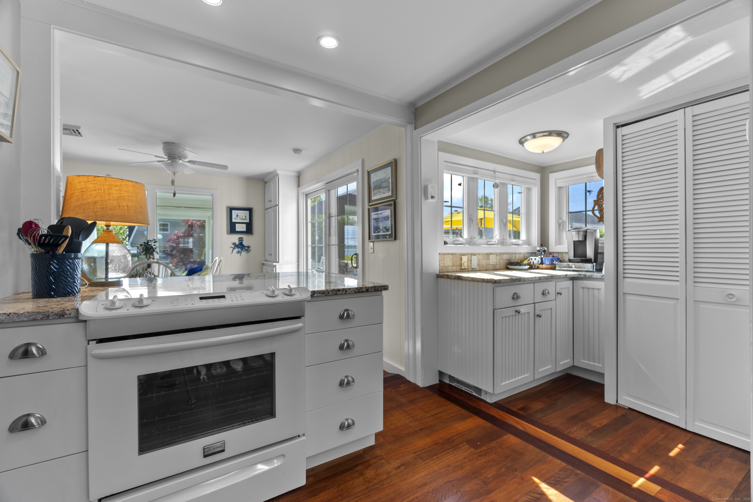 15 Attawan Avenue, East Lyme, Connecticut image 12