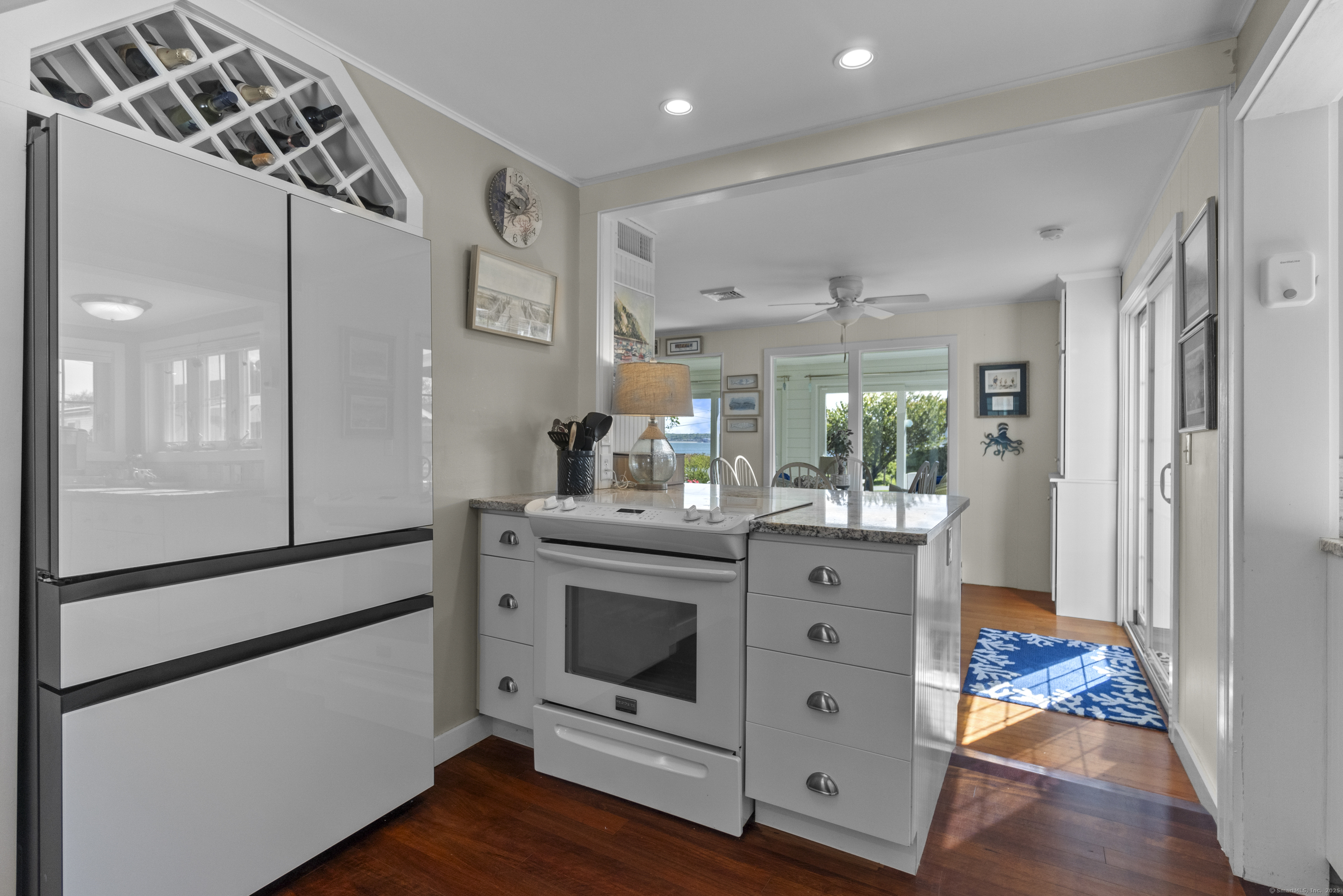 15 Attawan Avenue, East Lyme, Connecticut image 11