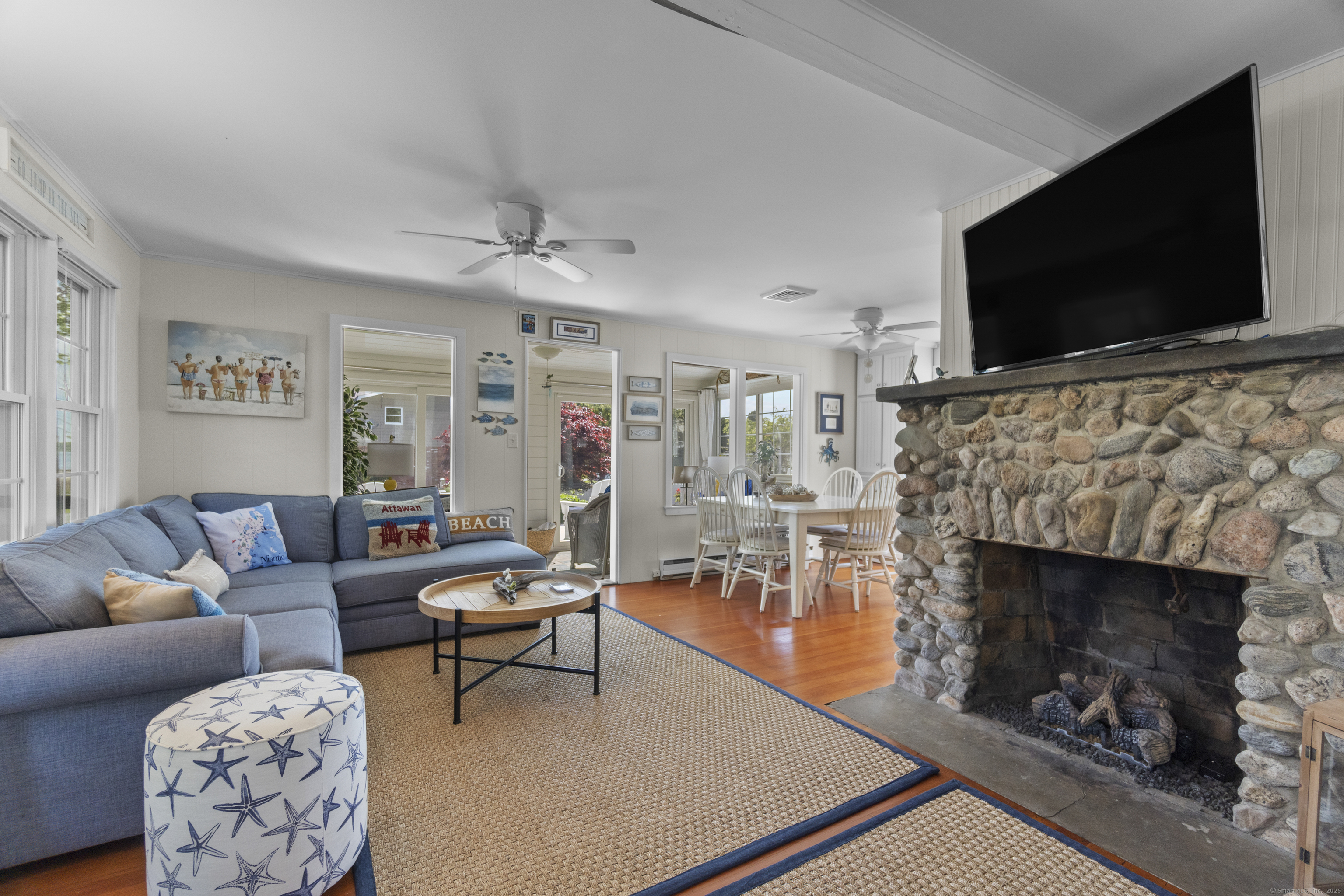 15 Attawan Avenue, East Lyme, Connecticut image 6