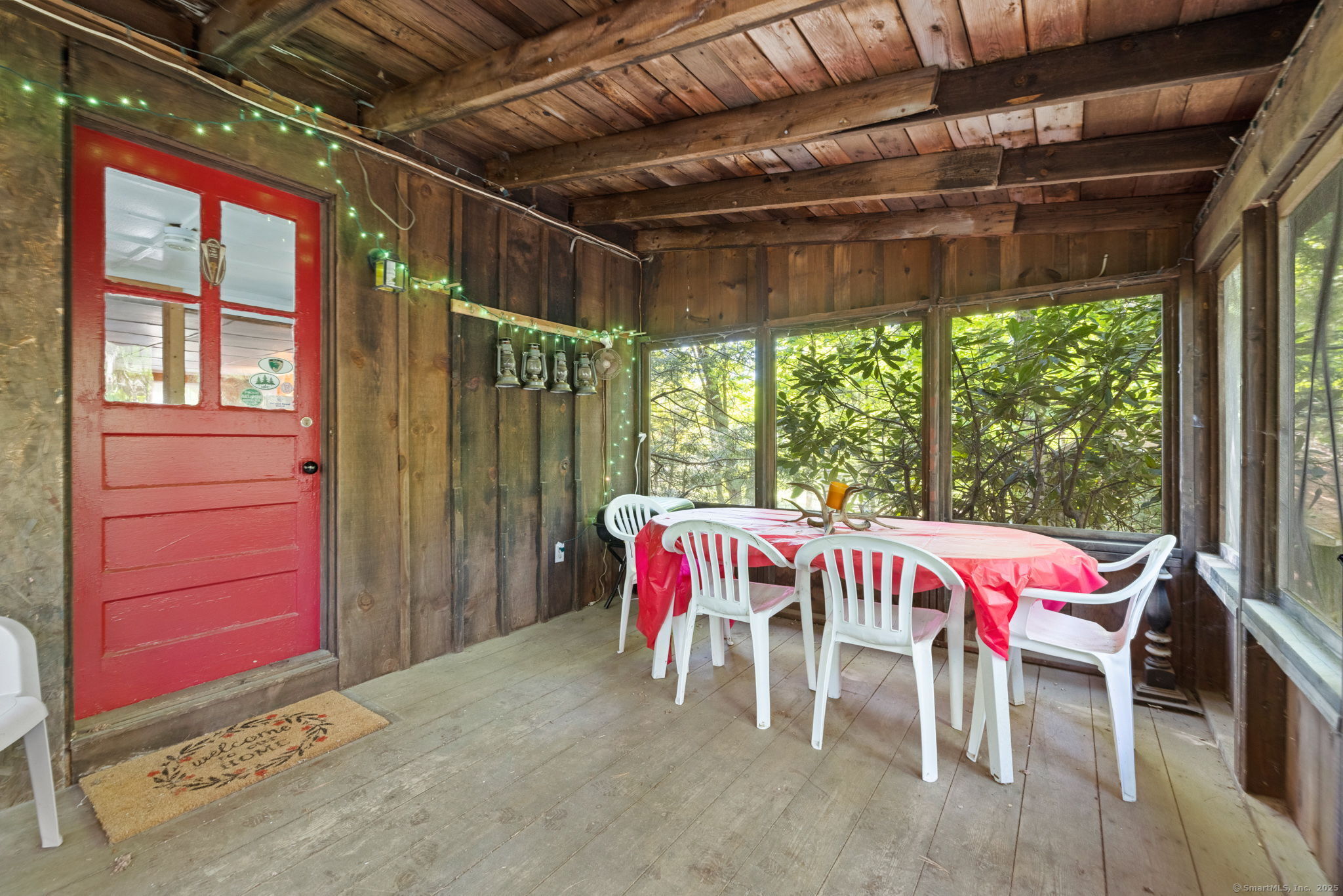 Hartland, Connecticut 06091, United States, 2 Bedrooms Bedrooms, ,1 BathroomBathrooms,Residential,Active,179981