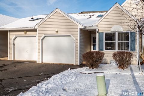 Tiny photo for 889 Glacier Way #889, Southington, CT 06489 (MLS # 24149974)