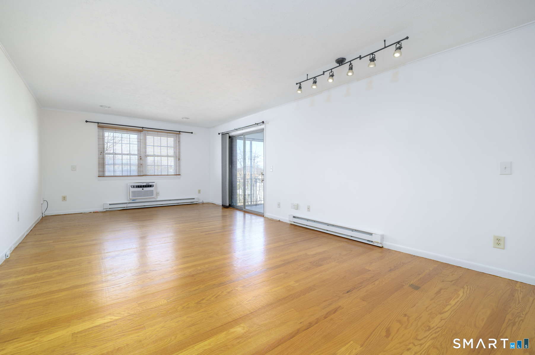 185 Melba Street 305