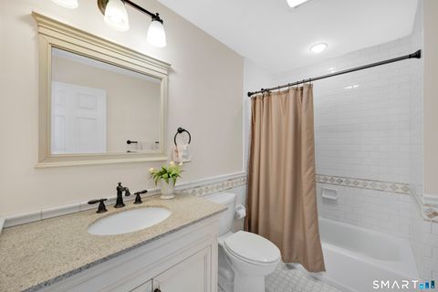 Tiny photo for 3 N Point Landing #3, Avon, CT 06001 (MLS # 24167058)