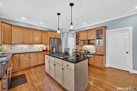 Tiny photo for 3 N Point Landing #3, Avon, CT 06001 (MLS # 24167058)