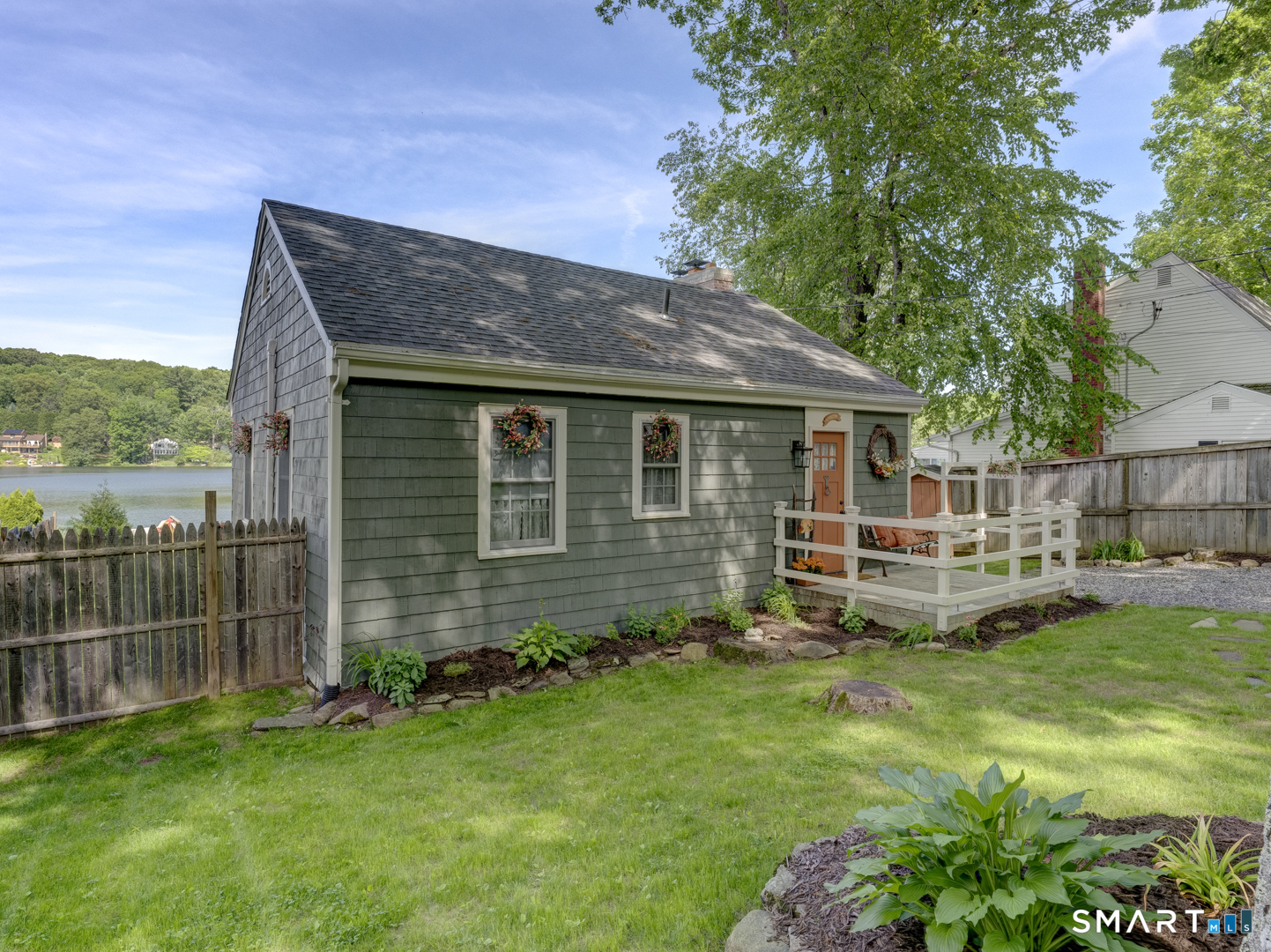46 Ashford Lake Drive