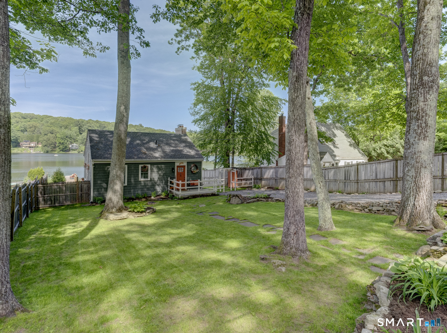 46 Ashford Lake Drive