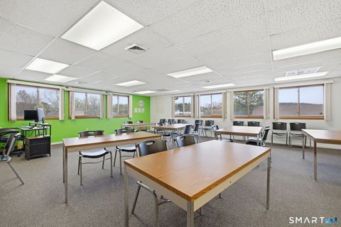 Tiny photo for 160 Oak Street #1H, Glastonbury, CT 06033 (MLS # 24169046)