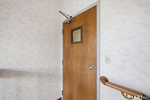 Tiny photo for 160 Oak Street #1H, Glastonbury, CT 06033 (MLS # 24169046)