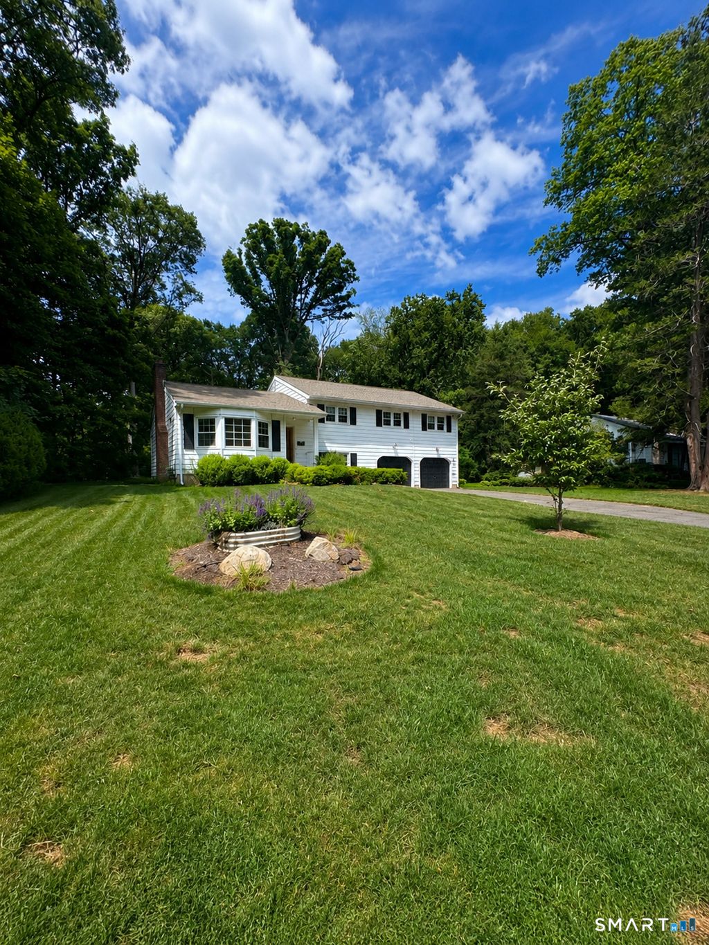Photo of 122 Berrian Road, Stamford, CT 06905 (MLS # 24184254)