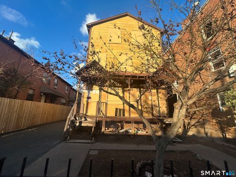 Photo of 168 Park Street, Hartford, CT 06106 (MLS # 24145042)