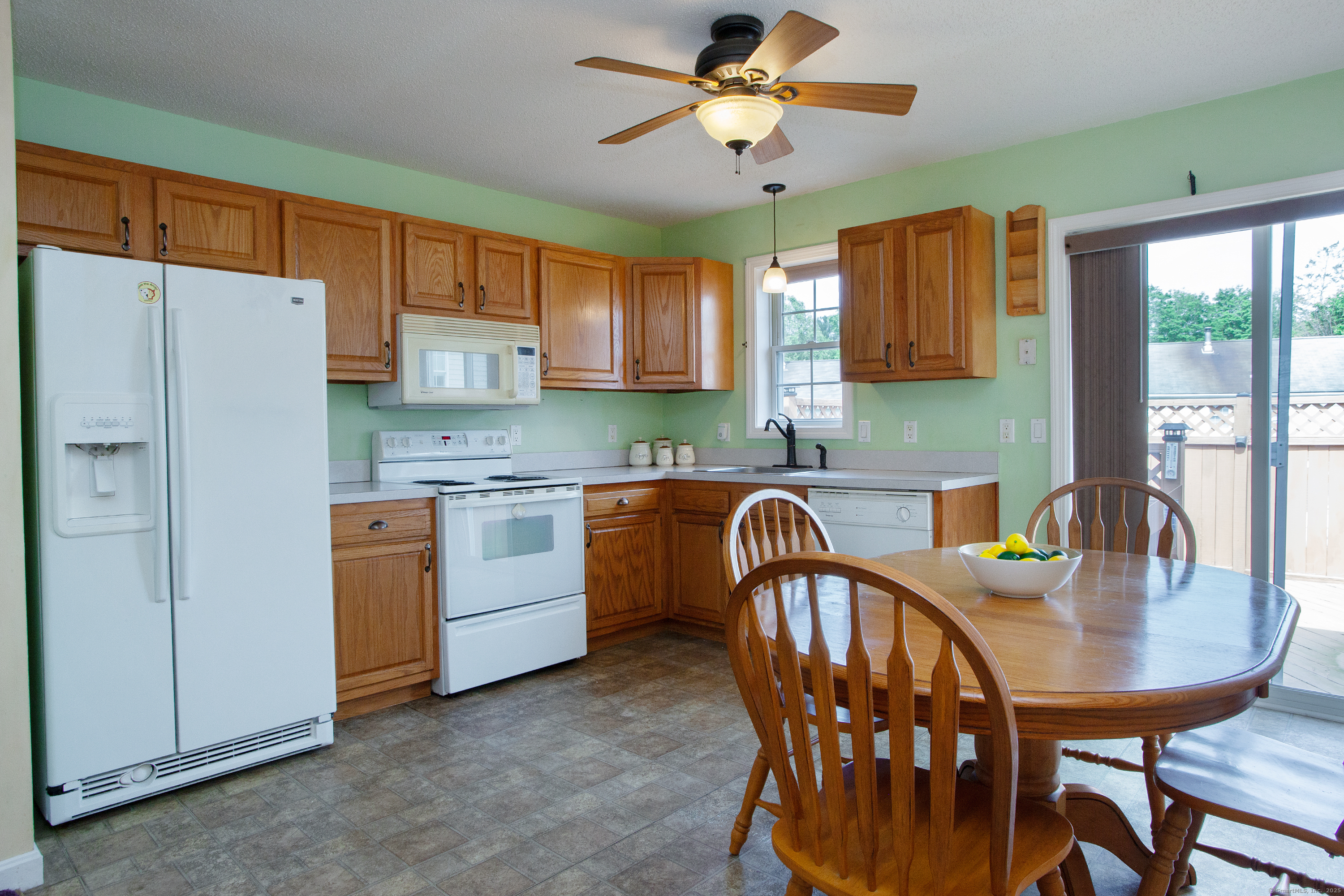 4 Fox Run Lane, New Hartford, Connecticut image 7
