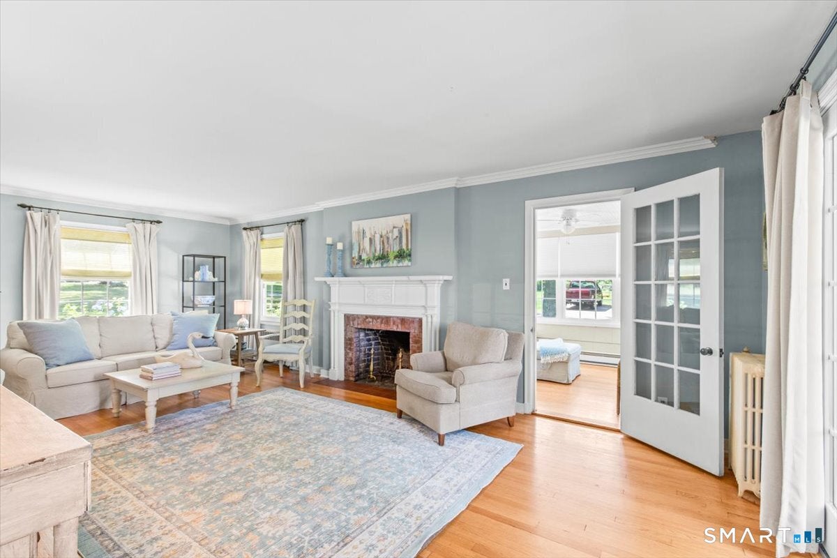154 Long Hill Road