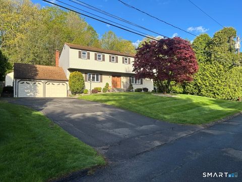 Photo of 117 Whispering Hill Road, Watertown, CT 06795 (MLS # 24173064)