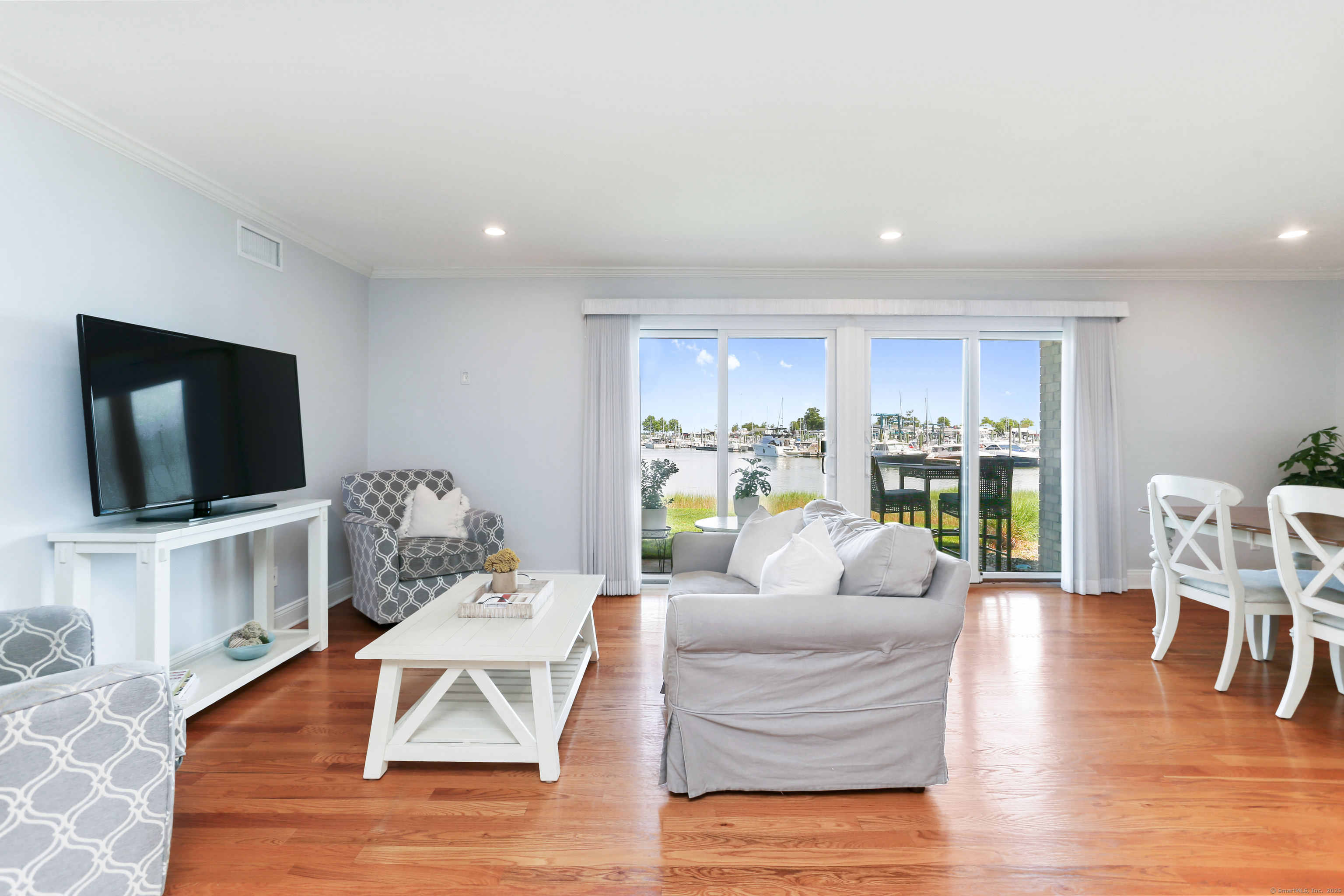 199 Gregory Boulevard D4