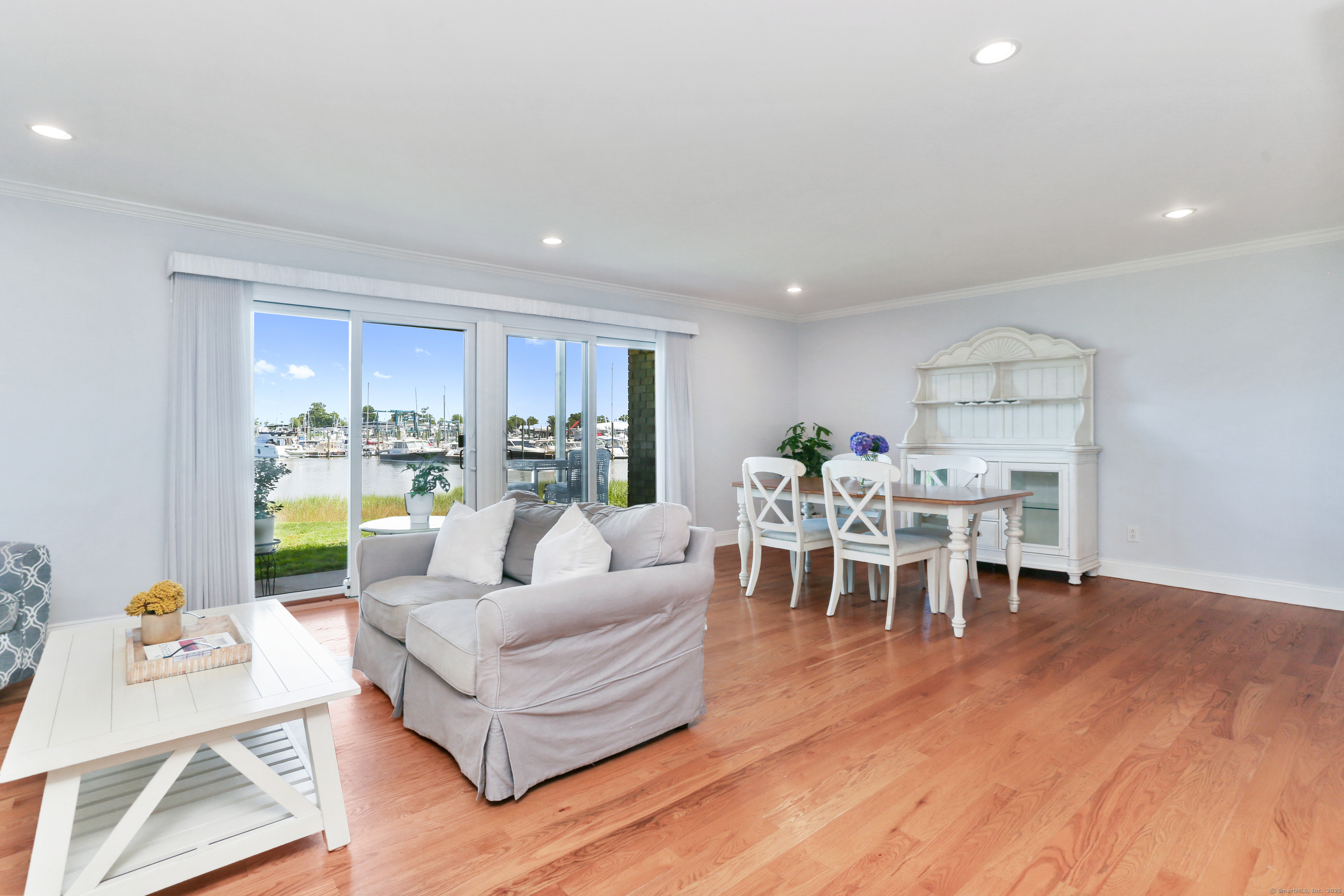 199 Gregory Boulevard D4